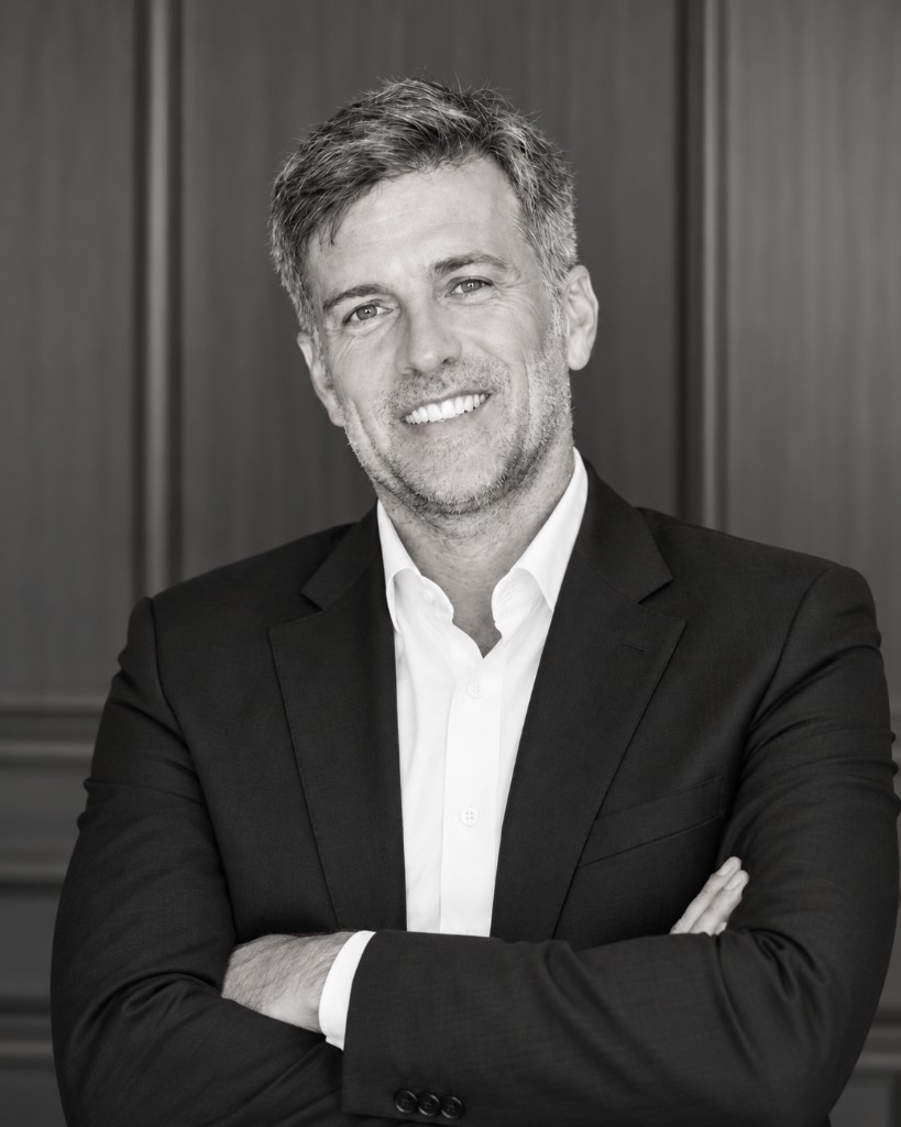 Dr. Adrián Bengolea